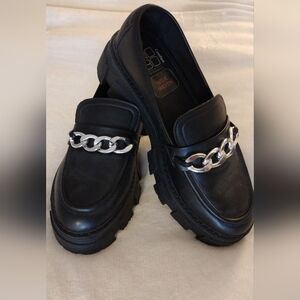 No Boundaries Black Chunky Loafers with Silver Chain